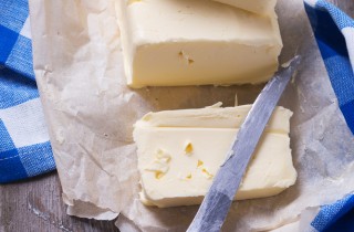 Olio d'oliva, burro o margarina? Non sceglierli a caso.