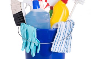 Come usare l'ammoniaca per pulire la casa