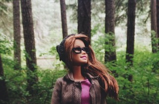 Barbie, il profilo su Instagram che prende in giro la selfiemania e l’Iphoneography