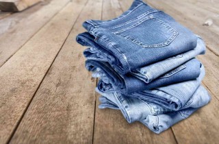Come evitare lo scolorimento dei jeans