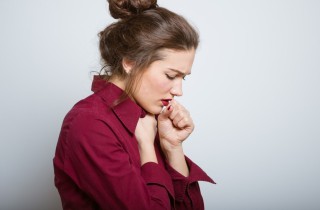 Contro la tosse secca ecco 7 rimedi naturali efficaci