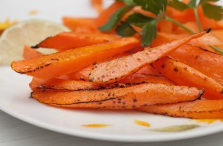Cucina vegana, come fare il finto bacon con le carote