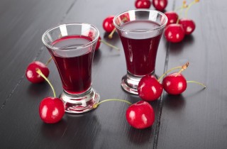 Liquore alla ciliegia tipo cherry, la ricetta per prepararlo