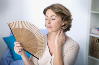 Menopausa: i sintomi più comuni e i rimedi dolci contro i disturbi