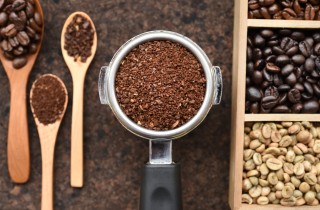 Quanti tipi di caffè esistono e le miscele migliori per fare i dolci
