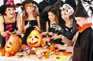 Festa di Halloween last minute: come improvvisare un party dal menù alle decorazioni