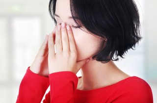 Sinusite: i rimedi naturali contro mal di testa e congestione nasale
