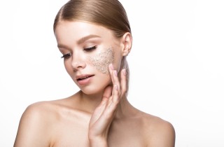 Trattamenti di bellezza per la cura del viso: come ridare luce alla pelle dopo le feste