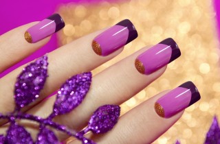Nail art Ultra Violet: le decorazioni unghie trendy nel colore Pantone 2018