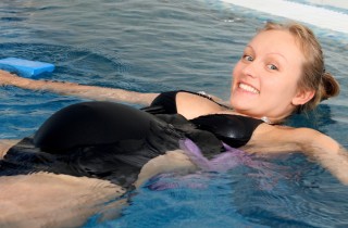 Sport acquatici in gravidanza: ecco i migliori