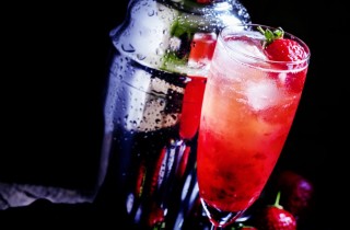 Cocktail di San Valentino: la ricetta dello Strawberry Bellini