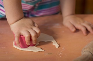 Pasta modellabile al bicarbonato: spunti per divertirsi con i figli