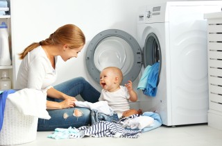 10 Consigli per sopravvivere alle pulizie di casa quando hai figli