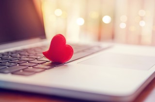 Trovare l'amore su internet è possibile? Forse