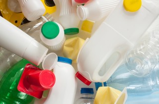 Riciclo creativo contenitori di plastica: idee fai da te da copiare