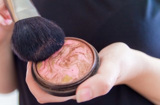 Bronzer, i cosmetici per dare un colorito naturale alla pelle