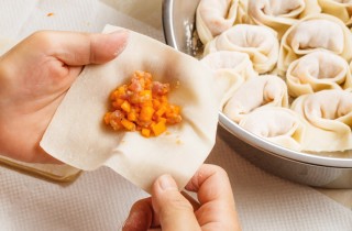 Pasta wonton: la ricetta cinese originale per ravioli e involtini