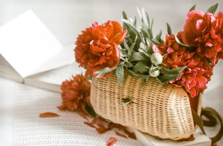 Borsette con fiori freschi, la realizzazione facile per decorazioni e bouquet del matrimonio