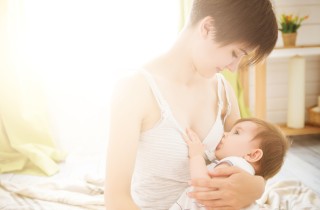 Riposo per allattamento: come funziona e come richiederlo
