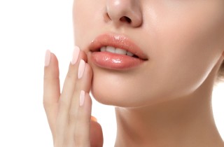 Lip blushing, come funziona e a che cosa serve?