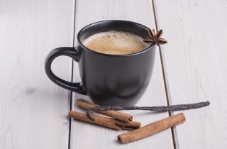 Caffè aromatizzato: la ricetta per prepararlo e 3 varianti da provare