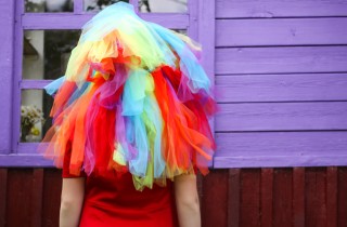 Costume Carnevale improvvisato per adulti: 5 idee pronte in pochi minuti
