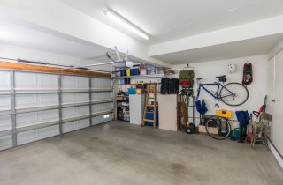 Come ordinare il garage in 3 mosse per il decluttering perfetto