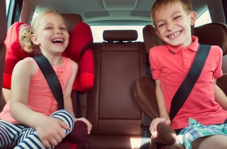 Giochi di parole per bambini da fare in auto