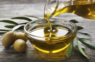 L’olio di oliva fa bene alla pelle?