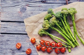 Broccoli in padella con pomodorini o pomodori secchi: come si preparano
