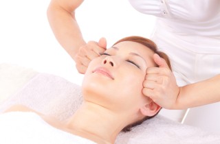 Massaggio Korugi, il trattamento facciale giapponese fai da te