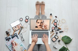 Saldi cosmetici online: cosa acquistare e dove
