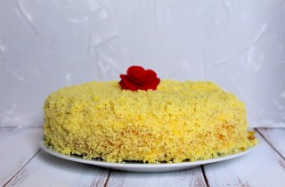 Torta mimosa: come decorarla in modo originale