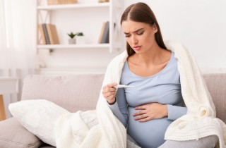 Come curare la febbre in gravidanza