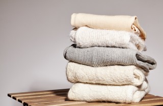 Come lavare i maglioni di lana in lavatrice senza infeltrirli