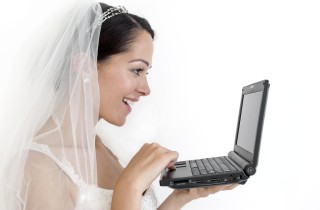 Come organizzare un matrimonio online