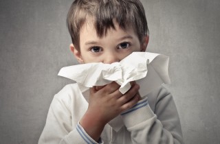 Come insegnare al tuo bambino a soffiarsi il naso