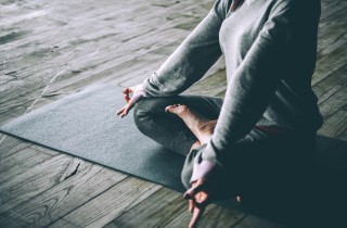 Come iniziare a praticare yoga
