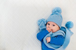 Come vestire un neonato d’inverno: 7 consigli per un bimbo sereno