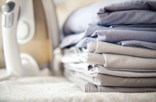Come stirare e piegare le lenzuola senza stress