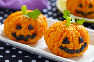 Halloween rice krispie: come usare il riso soffiato per le ricette di Ognissanti