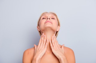 Ringiovanire il collo: 5 consigli che servono davvero