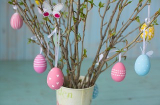 Albero di Pasqua fai da te: decorazioni in pasta modellabile