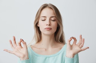 Esercizi di yoga per dimagrire il viso