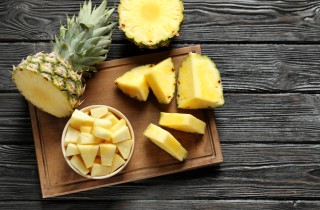 Come tagliare e preparare un ananas