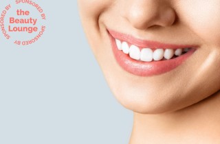 Come sbiancare i denti con il dentifricio: gli ingredienti amici del sorriso