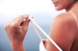 Come curare la pelle scottata dal sole