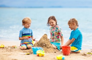 Socializzare in vacanza: 8 consigli per aiutare i bambini