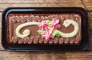 Torte rettangolari decorate con il cioccolato: 7 idee per le decorazioni