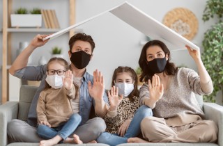 Covid, bambini o genitori positivi: quali regole adottare a casa per evitare il contagio?